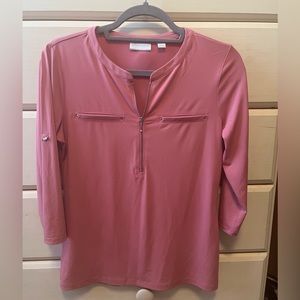 New York & Co blouse , 3/4 zip, 3/4 sleeve. Mauve in color . Size S.